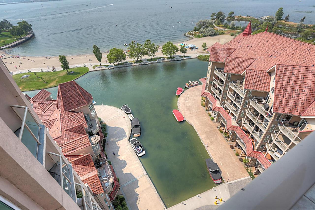 Sunset Waterfront Resort By Kelownacondorentals Eksteriør billede