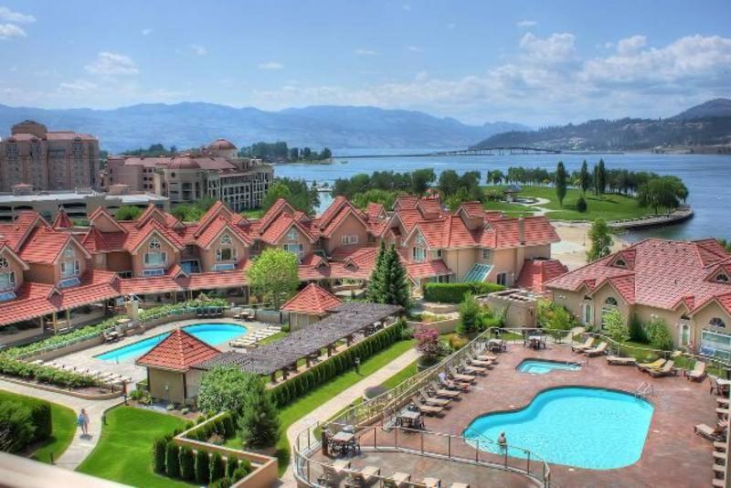 Sunset Waterfront Resort By Kelownacondorentals Eksteriør billede